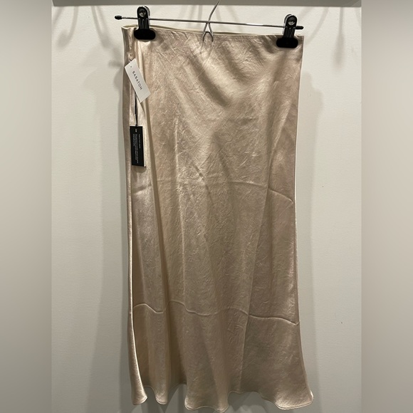 NWT* Babaton Aritzia Slip Midi Skirt - Picture 10 of 10